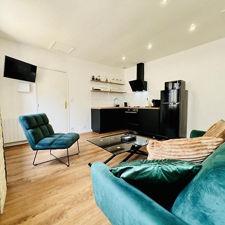 Les Logis D'Esmeralda-Des Appartements Au Charme Intemporel Роморантен Экстерьер фото