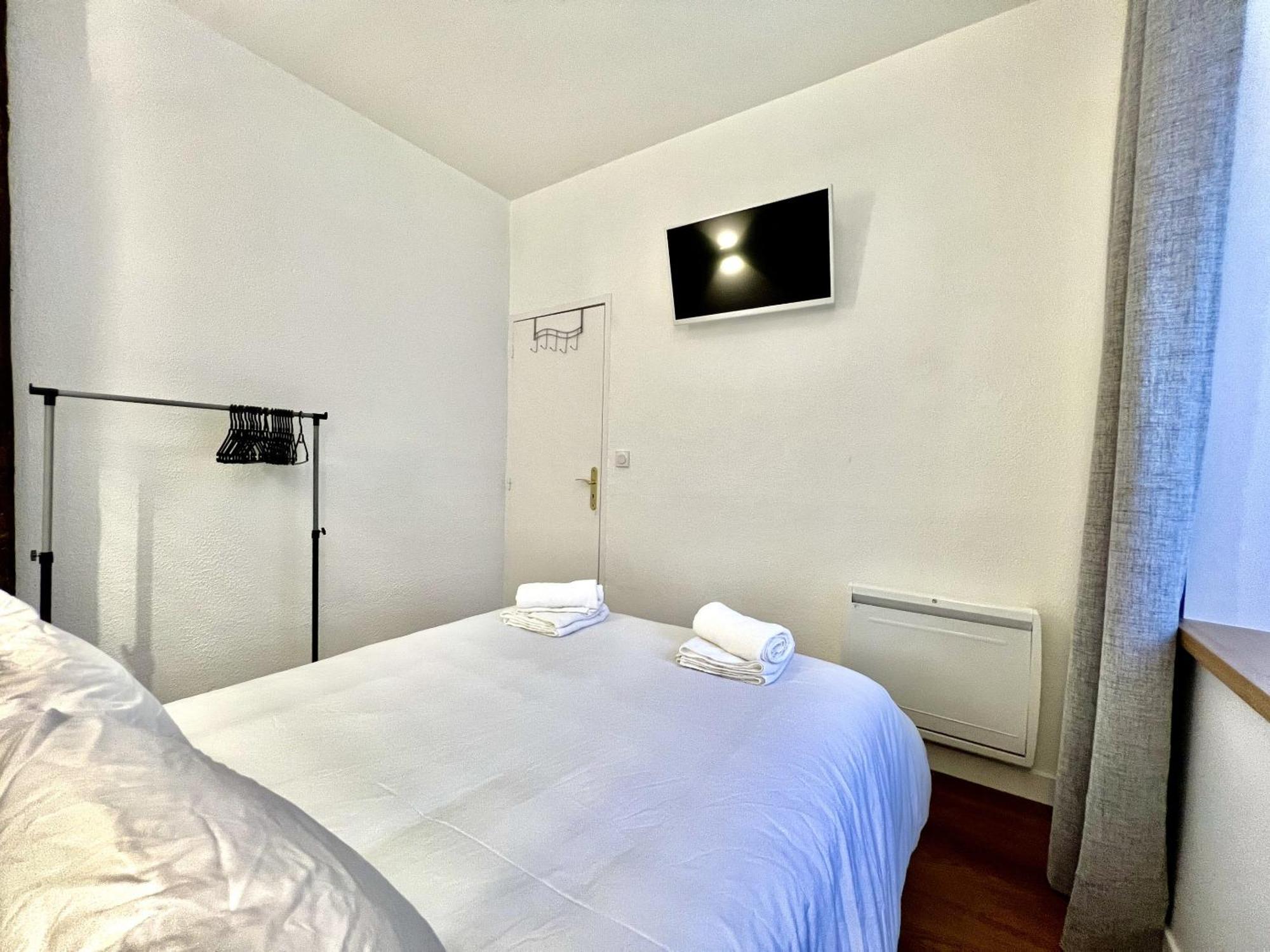 Les Logis D'Esmeralda-Des Appartements Au Charme Intemporel Роморантен Экстерьер фото